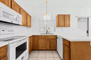 210 N Mall Dr, Saint George, UT 84790 - Photo 4