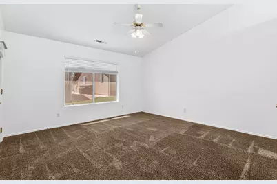 210 N Mall Dr #35, Saint George, UT 84790 - Photo 14