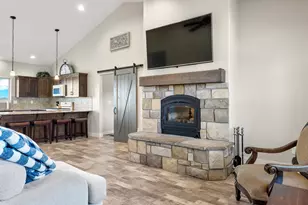 2072 S Sweetwater Pkwy, Garden City, UT 84028 - Photo 10
