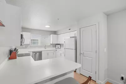 1140 W 950 N #C303, Orem, UT 84057 - Photo 10