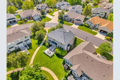 1118 On The Green Way, Farmington, UT 84025 - Photo 4