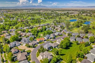 1118 On The Green Way, Farmington, UT 84025 - Photo 2