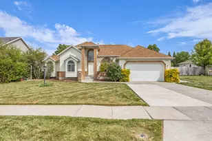 1202 W Country Ridge Dr S, South Jordan, UT 84095 - Photo 2