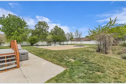 1202 W Country Ridge Dr S, South Jordan, UT 84095 - Photo 38