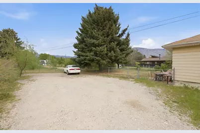 527 E 300 N, American Fork, UT 84003 - Photo 14