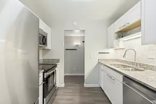 710 E 200 S, Salt Lake City, UT 84102 - Photo 8