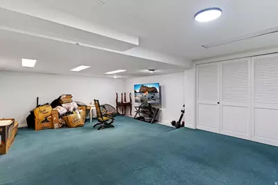 321 W 2575 N, Sunset, UT 84015 - Photo 20