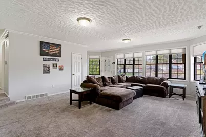 321 W 2575 N, Sunset, UT 84015 - Photo 6