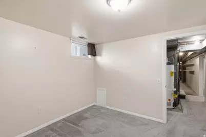 391 W 5100 S, Washington Terrace, UT 84405 - Photo 26