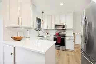 1723 E Albury Rd, Sandy, UT 84092 - Photo 2