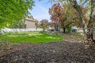 1762 S 350 E, Kaysville, UT 84037 - Photo 2