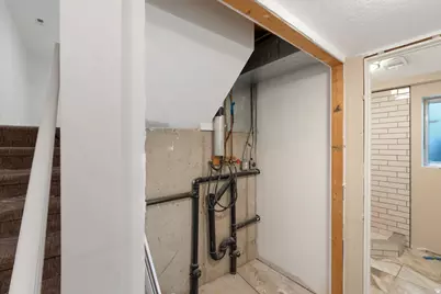 1762 S 350 E, Kaysville, UT 84037 - Photo 18