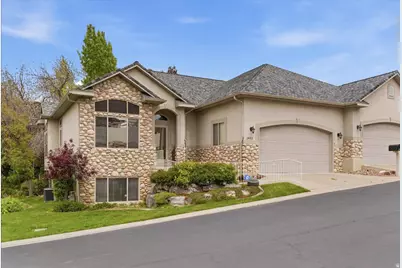 2493 E 1900 N, Layton, UT 84040 - Photo 2