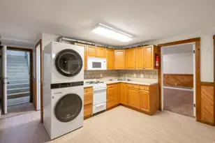 1470 E Shoshone Ave, Sandy, UT 84092 - Photo 30