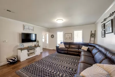 1470 E Shoshone Ave, Sandy, UT 84092 - Photo 6