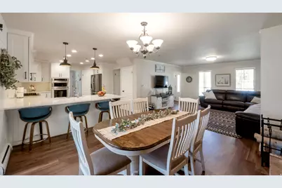 1470 E Shoshone Ave, Sandy, UT 84092 - Photo 4