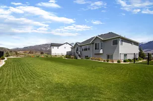 12471 N Minots Ledge Dr, Highland, UT 84003 - Photo 30