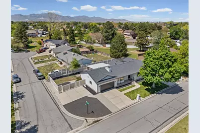 9712 S Stonehaven St, South Jordan, UT 84009 - Photo 38