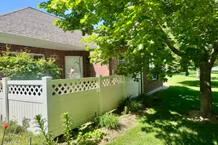 2104 W Jordan Villa Dr S, West Jordan, UT 84088 - Photo 2