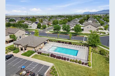 970 N Bexley Dr W, North Salt Lake, UT 84054 - Photo 28