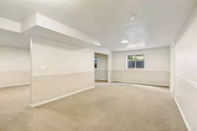 1077 E Brook Cir, Kaysville, UT 84037 - Photo 30