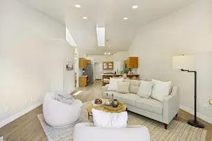 1077 E Brook Circle, Kaysville, UT 84037 - Photo 14