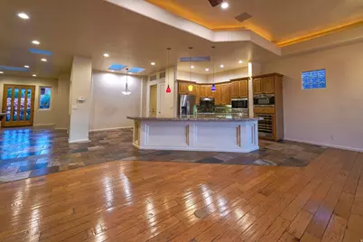 2410 W Entrada Trl #25, Saint George, UT 84770 - Photo 6