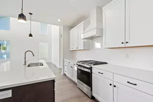 7571 S Oak Hallow Rd W, West Jordan, UT 84081 - Photo 10