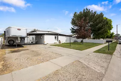 5123 Lambeth St, Taylorsville, UT 84118 - Photo 2