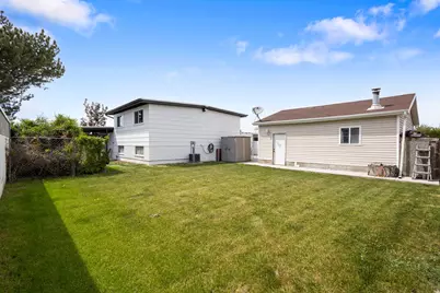5123 Lambeth St, Taylorsville, UT 84118 - Photo 16
