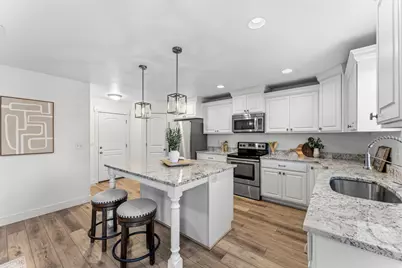 13247 S Meadowside Dr, Herriman, UT 84096 - Photo 4