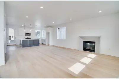 1902 S 1110 E #411, Heber City, UT 84032 - Photo 4