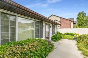 1709 N 200 W, Bountiful, UT 84010 - Photo 2