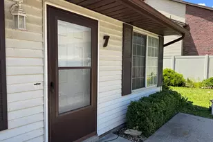1709 N 200 W, Bountiful, UT 84010 - Photo 1