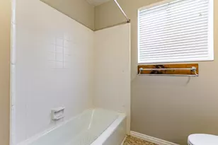 1709 N 200 W, Bountiful, UT 84010 - Photo 16