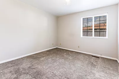 1709 N 200 W #7, Bountiful, UT 84010 - Photo 12