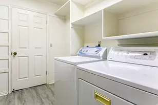 1709 N 200 W, Bountiful, UT 84010 - Photo 16