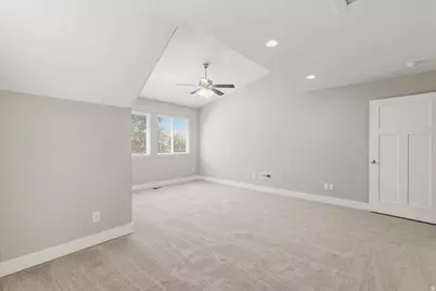 847 W 225 S, Springville, UT 84663 - Photo 12