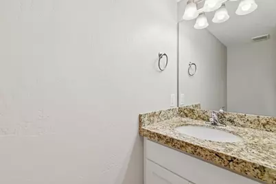 847 W 225 S, Springville, UT 84663 - Photo 8