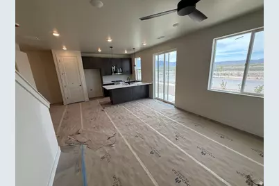 621 E Ryegrass Dr #311, Eagle Mountain, UT 84005 - Photo 8
