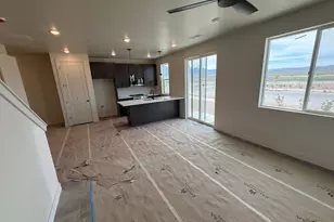 621 E Ryegrass Dr, Eagle Mountain, UT 84005 - Photo 8