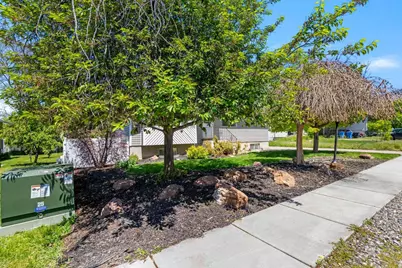 415 E 1150 N, Logan, UT 84341 - Photo 4