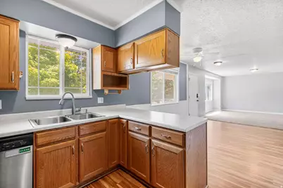 415 E 1150 N, Logan, UT 84341 - Photo 10