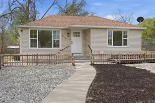 255 W Main St, Grantsville, UT 84029 - Photo 2