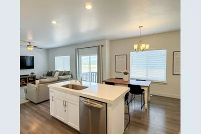 5141 E Rustic Patch Rd, Eagle Mountain, UT 84005 - Photo 10