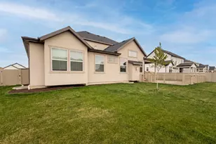 1251 N 2525 W, Clinton, UT 84015 - Photo 28