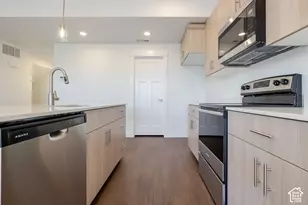 6538 W Bench Lake Cv, Herriman, UT 84096 - Photo 10