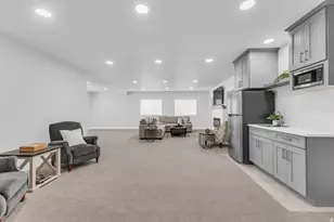 2466 E Lone Hill Dr, Draper, UT 84020 - Photo 36