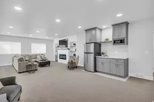 2466 E Lone Hill Dr, Draper, UT 84020 - Photo 34