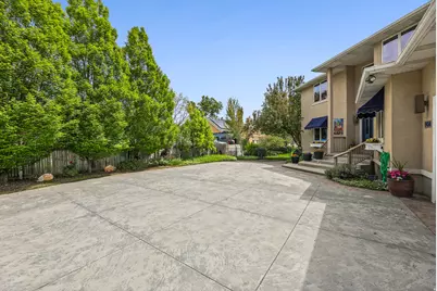 1436 Vine St S, Murray, UT 84121 - Photo 4